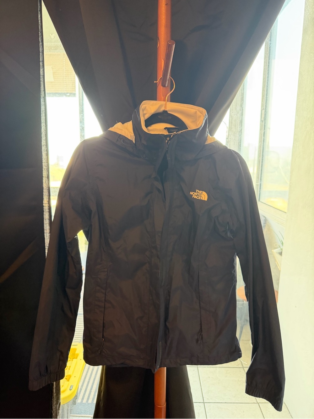 The North Face womens navy blue Hooded Rain Jacket